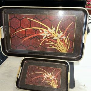 Vintage Japan Trays Set/2